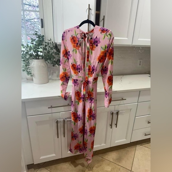 MSGM dress size IT42/US6 GUC, has small mark on front (circled in photo) - Picture 3 of 4